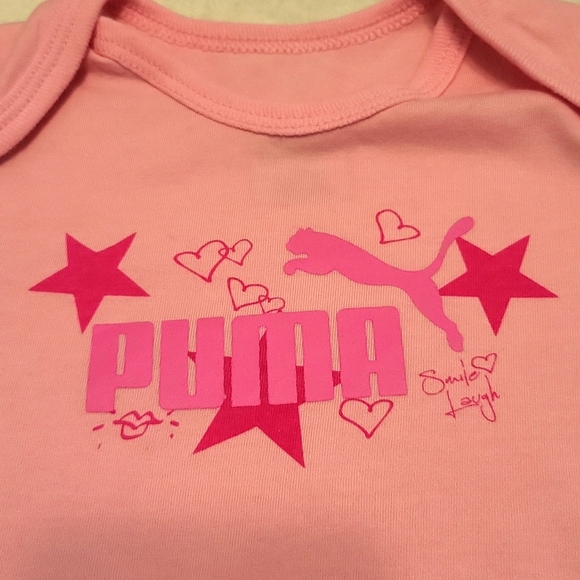 Set of two Puma onesies/bodysuits - Picture 3 of 5